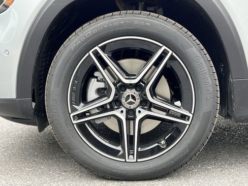 New 2026 Mercedes-Benz GLB 250 4MATIC image 17