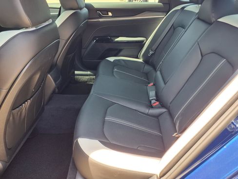 Used 2025 Kia K5 GT-Line AWD/4WD image 11