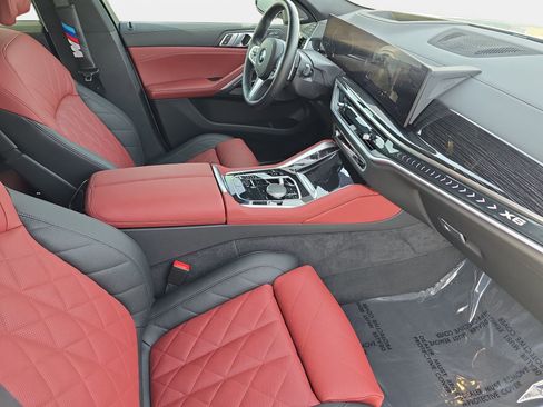 Used 2025 BMW X6 xDrive40i image 10