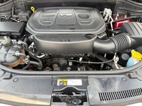 Used 2017 Jeep Grand Cherokee Laredo AWD/4WD image 29