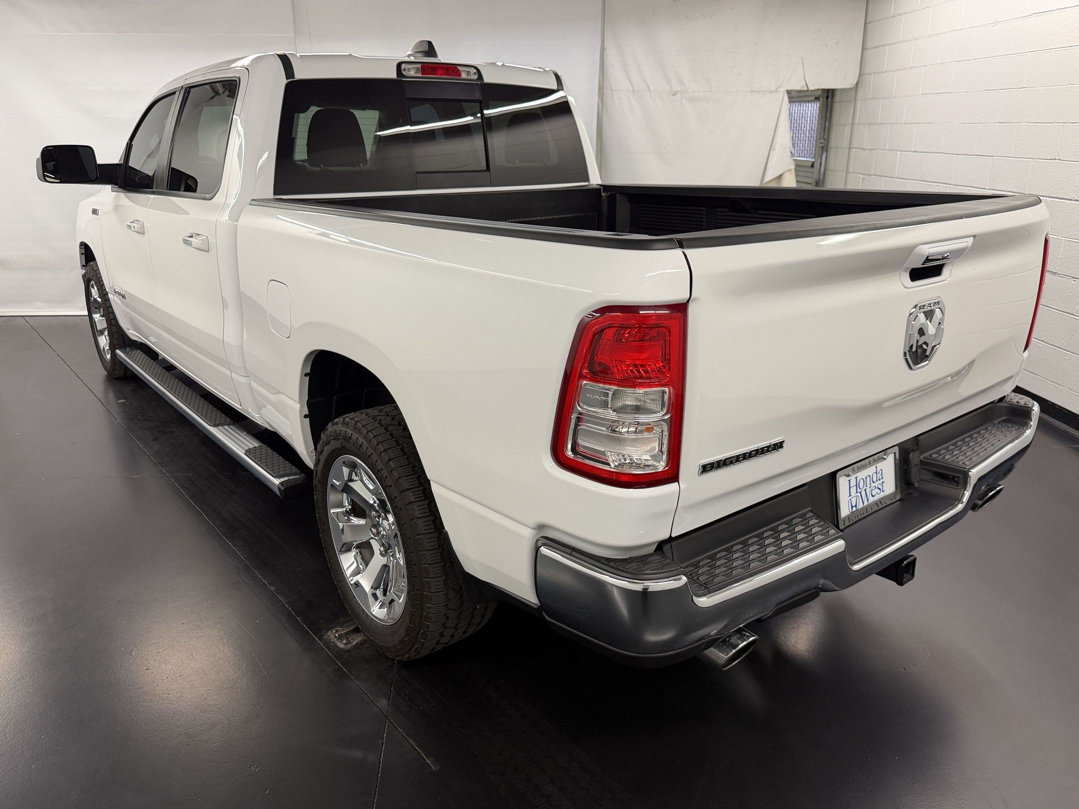 Used 2020 RAM 1500 Big Horn RWD image 3