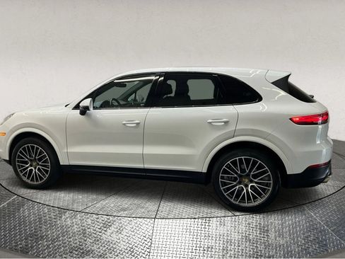 Used 2021 Porsche Cayenne image 5