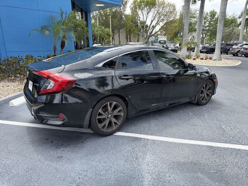 Used 2019 Honda Civic Sport image 8