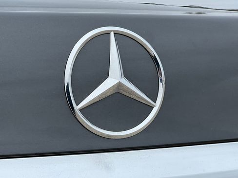 Used 2023 Mercedes-Benz E 350 4MATIC Sedan image 50