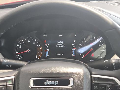 Used 2025 Jeep Compass Limited AWD/4WD image 25