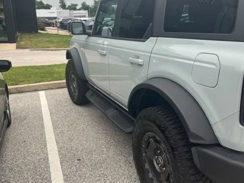 Used 2024 Ford Bronco Outer Banks AWD/4WD image 17