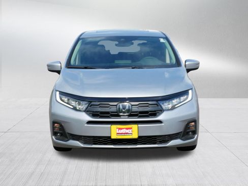 Certified 2026 Honda Odyssey EX-L image 2