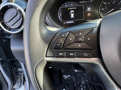 Certified 2021 Nissan Kicks SV w/ Exterior Package image 12