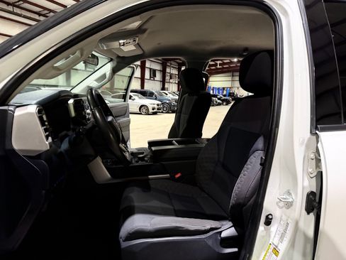 Used 2023 Toyota Tundra SR5 w/ SR5 Convenience Package AWD/4WD image 14