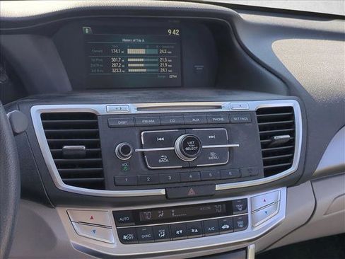 Used 2015 Honda Accord LX image 12