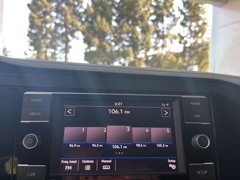 Used 2019 Volkswagen Jetta S w/ Driver Assistance Package FWD image 20
