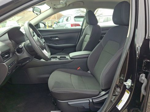 Used 2022 Nissan Sentra S image 24