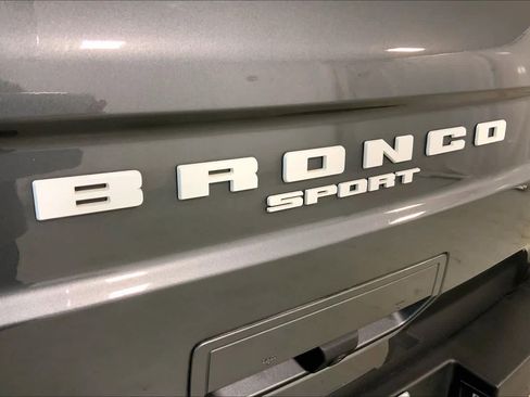 Used 2023 Ford Bronco Sport Badlands w/ Premium Package image 29