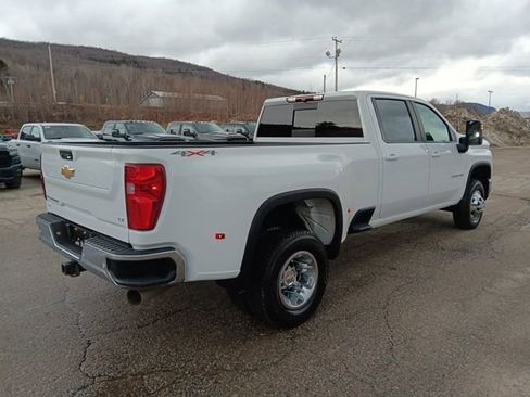 Used 2024 Chevrolet Silverado 3500 LT w/ True North Edition image 42