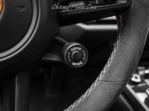 Used 2022 Porsche 911 GT3 image 10