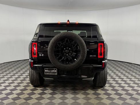 Used 2025 GMC Hummer EV 2X AWD/4WD image 11