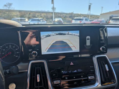 Certified 2021 Kia Sorento SX image 20