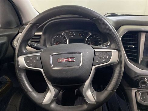 Certified 2023 GMC Acadia SLE w/ LPO, Floor Liner Package image 34