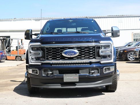 Used 2024 Ford F450 Platinum w/ FX4 Off-Road Package image 69