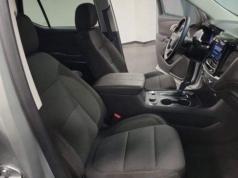 Used 2020 Chevrolet Traverse LS image 24
