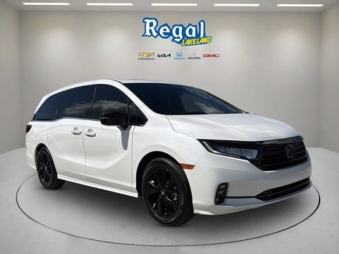 Used 2024 Honda Odyssey Sport image 1