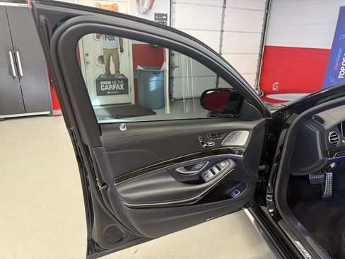 Used 2015 Mercedes-Benz S 63 AMG 4MATIC Sedan image 33