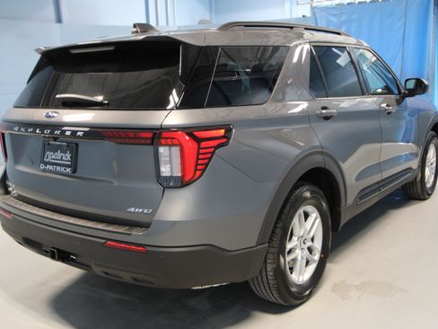 New 2026 Ford Explorer Active AWD/4WD image 28