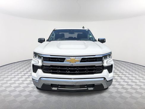 Used 2025 Chevrolet Silverado 1500 LT RWD image 2