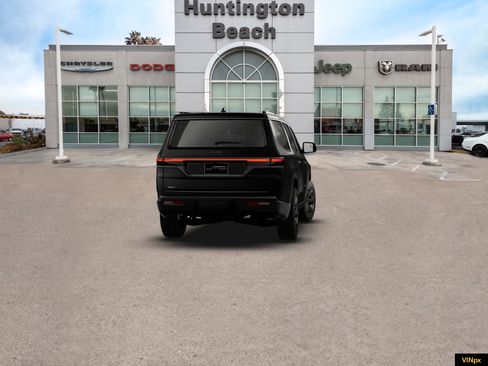 New 2026 Jeep Grand Wagoneer Limited w/ Premium Group II image 14