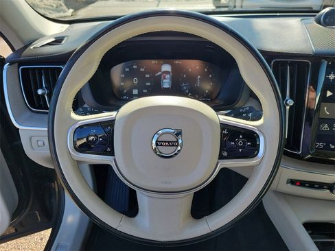 Used 2018 Volvo XC60 T6 Inscription w/ Luxury Seat Package image 25