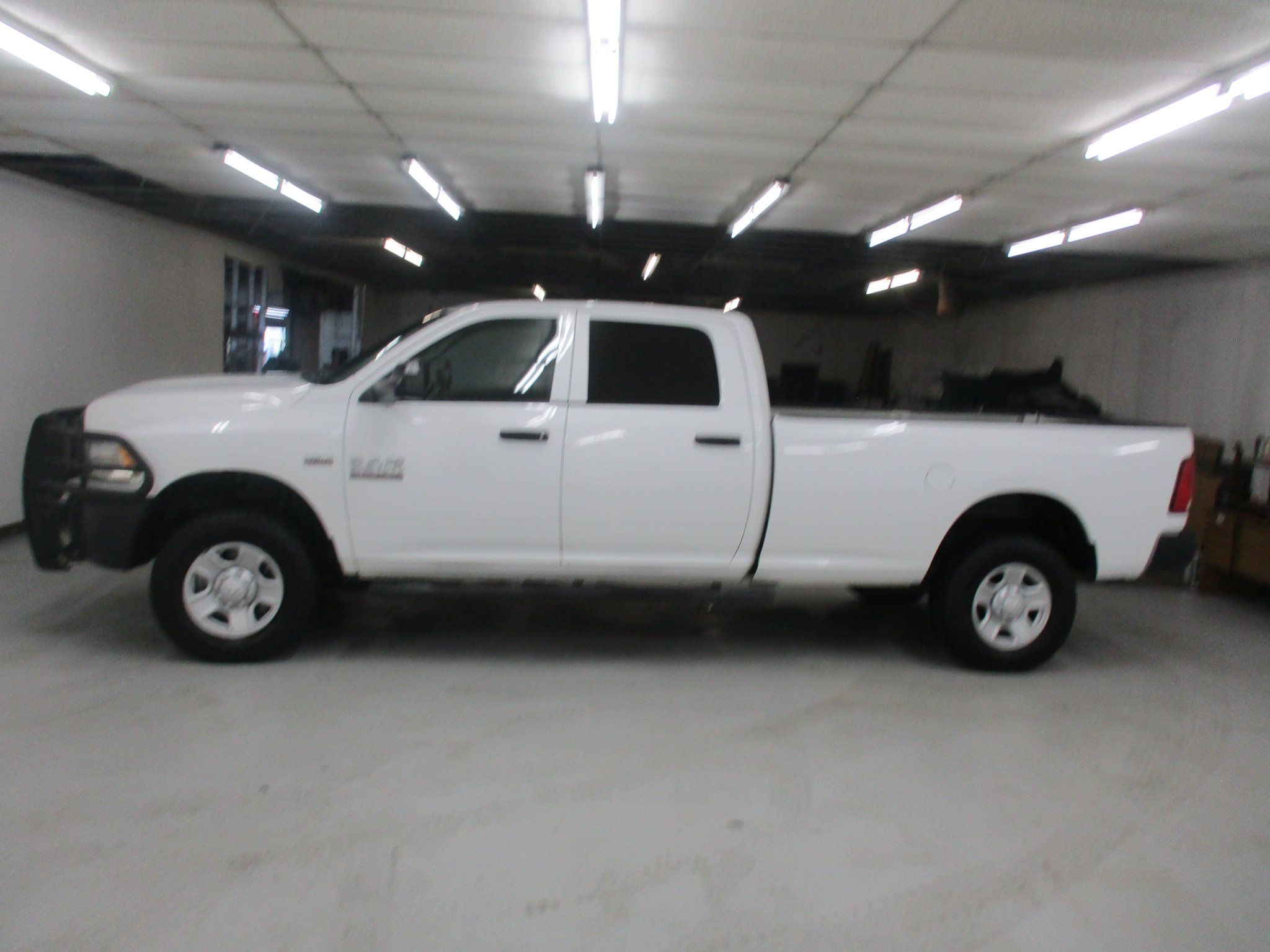 Used 2015 RAM 3500 Tradesman w/ Protection Group AWD/4WD image 4