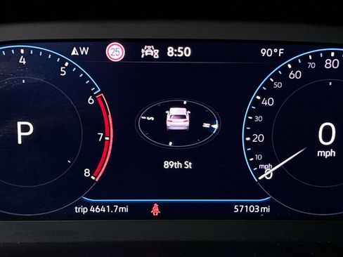 Used 2022 Volkswagen Taos SEL w/ Panoramic Sunroof Package FWD image 34