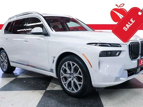 Used 2024 BMW X7 xDrive40i w/ Premium Package AWD/4WD image 1