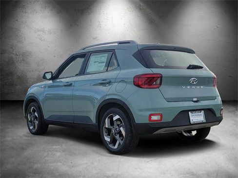 New 2026 Hyundai Venue SEL image 4