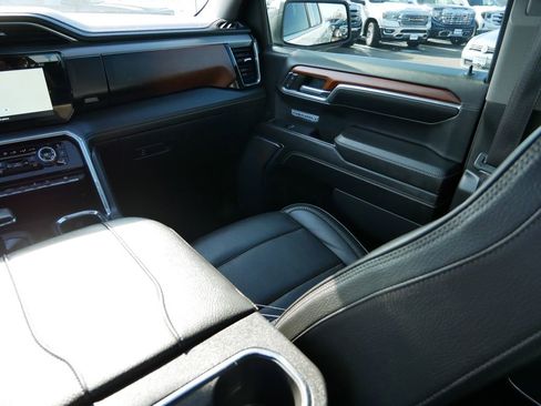 Used 2023 GMC Sierra 1500 Denali w/ Denali Reserve Package AWD/4WD image 20