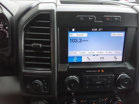 Used 2019 Ford F150 XLT w/ Equipment Group 302A Luxury image 16