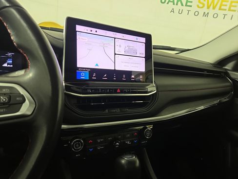 Used 2022 Jeep Compass Trailhawk w/ Trailhawk Elite Group image 23