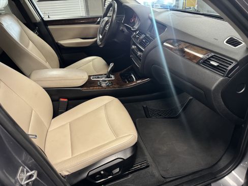 Used 2016 BMW X3 sDrive28i RWD image 12