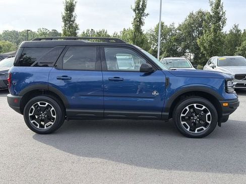 Used 2024 Ford Bronco Sport Outer Banks w/ Tech Package AWD/4WD image 2