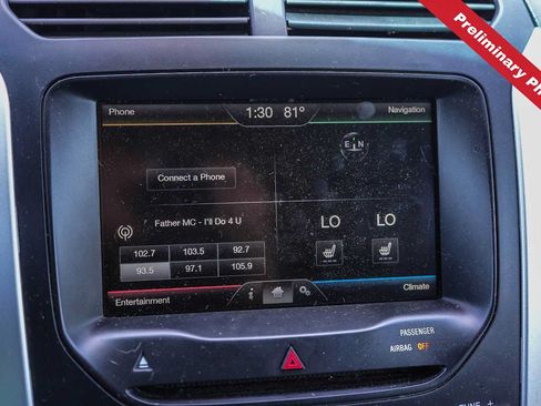 Used 2015 Ford Explorer XLT w/ Equipment Group 202B FWD image 17