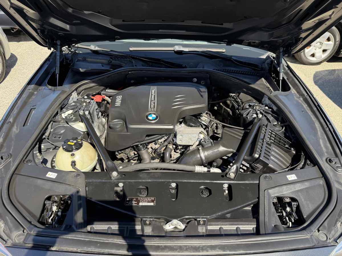 Used 2014 BMW 528i Sedan RWD image 17