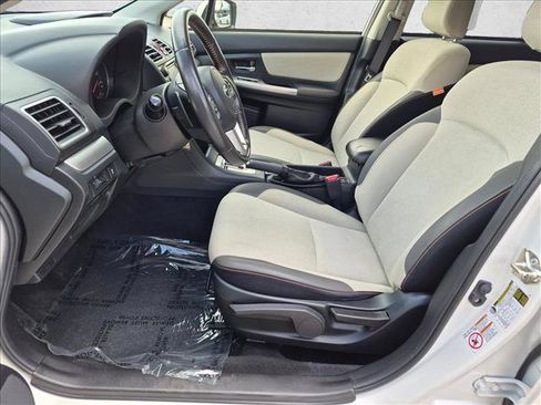 Used 2017 Subaru Crosstrek 2.0i Premium w/ Moonroof Package AWD/4WD image 17