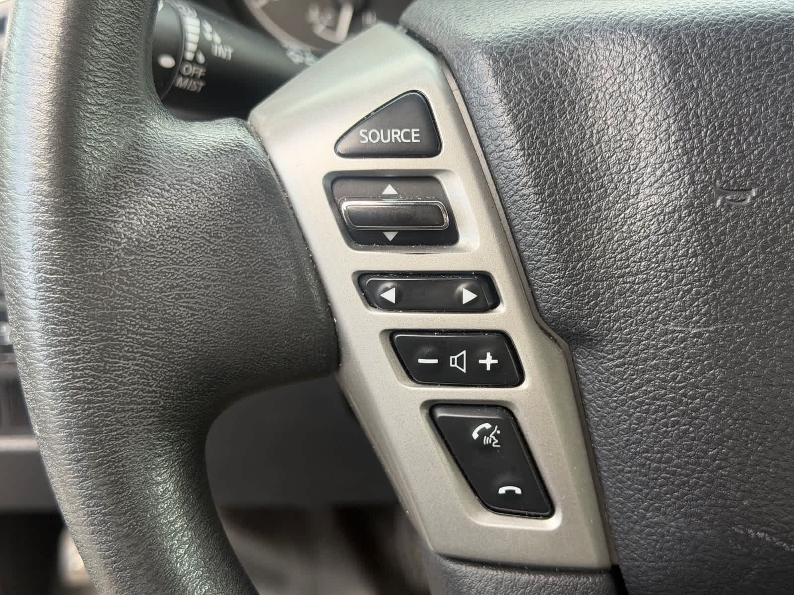 Used 2017 Nissan Titan S RWD image 15