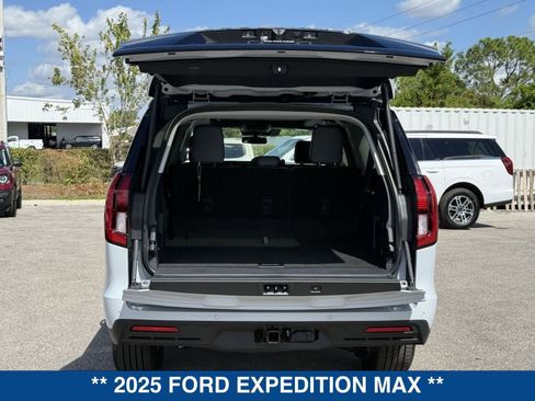 New 2025 Ford Expedition Max Active image 15