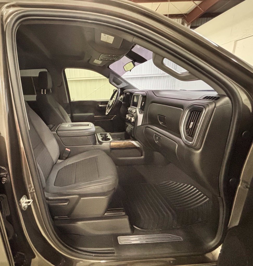 Used 2020 GMC Sierra 1500 Elevation w/ Elevation Value Package RWD image 18