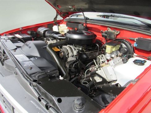 Used 1992 Chevrolet Blazer 4WD image 38