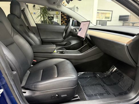 Used 2018 Tesla Model 3 AWD/4WD image 17