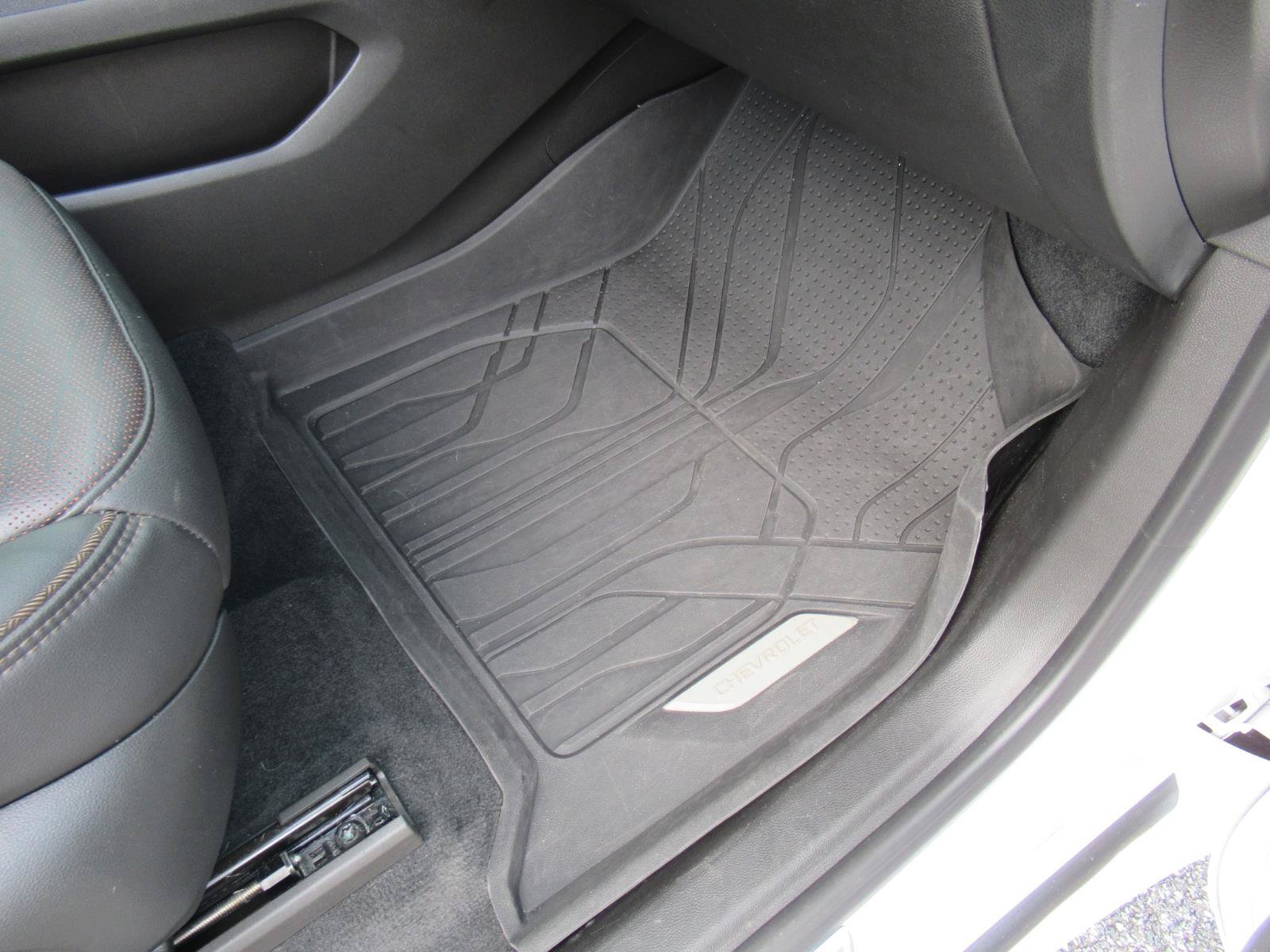 Certified 2023 Chevrolet Traverse High Country FWD image 33