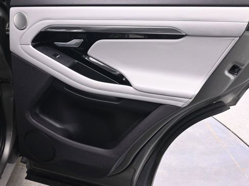 Used 2020 Land Rover Range Rover Evoque R-Dynamic HSE image 17