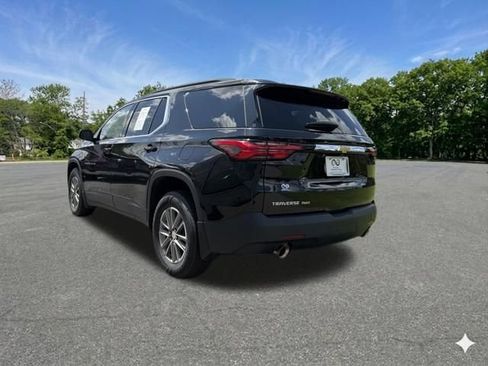 Used 2023 Chevrolet Traverse LT w/ LPO, Floor Liner Package AWD/4WD image 6